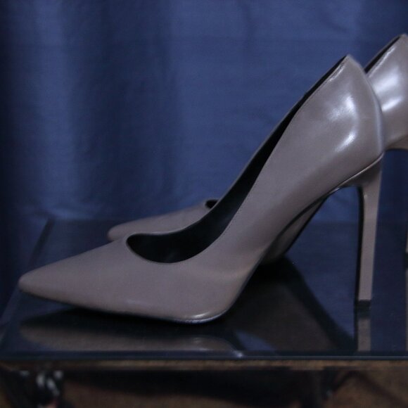 Nine West Grey Leather Pointy Toe Pump 8.5 - Picture 2 of 4